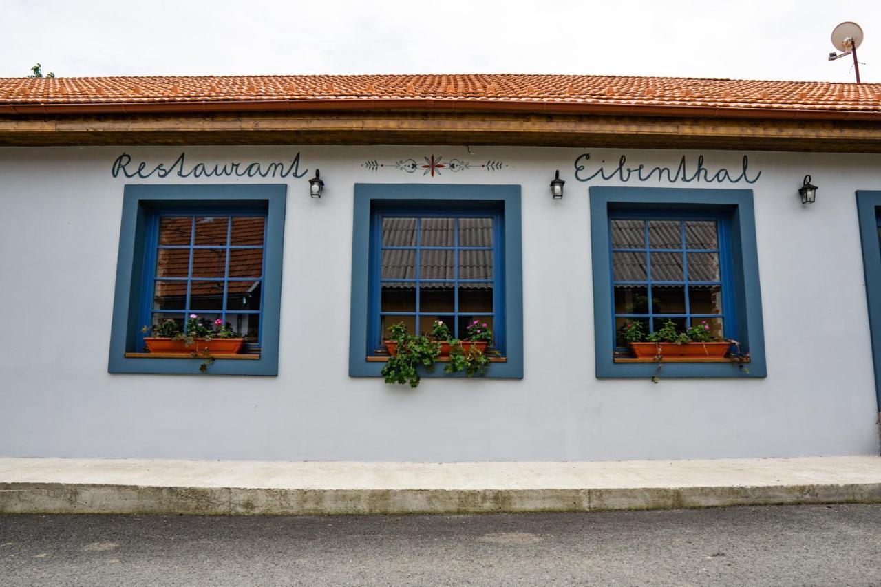 Apartments Eibenthal *